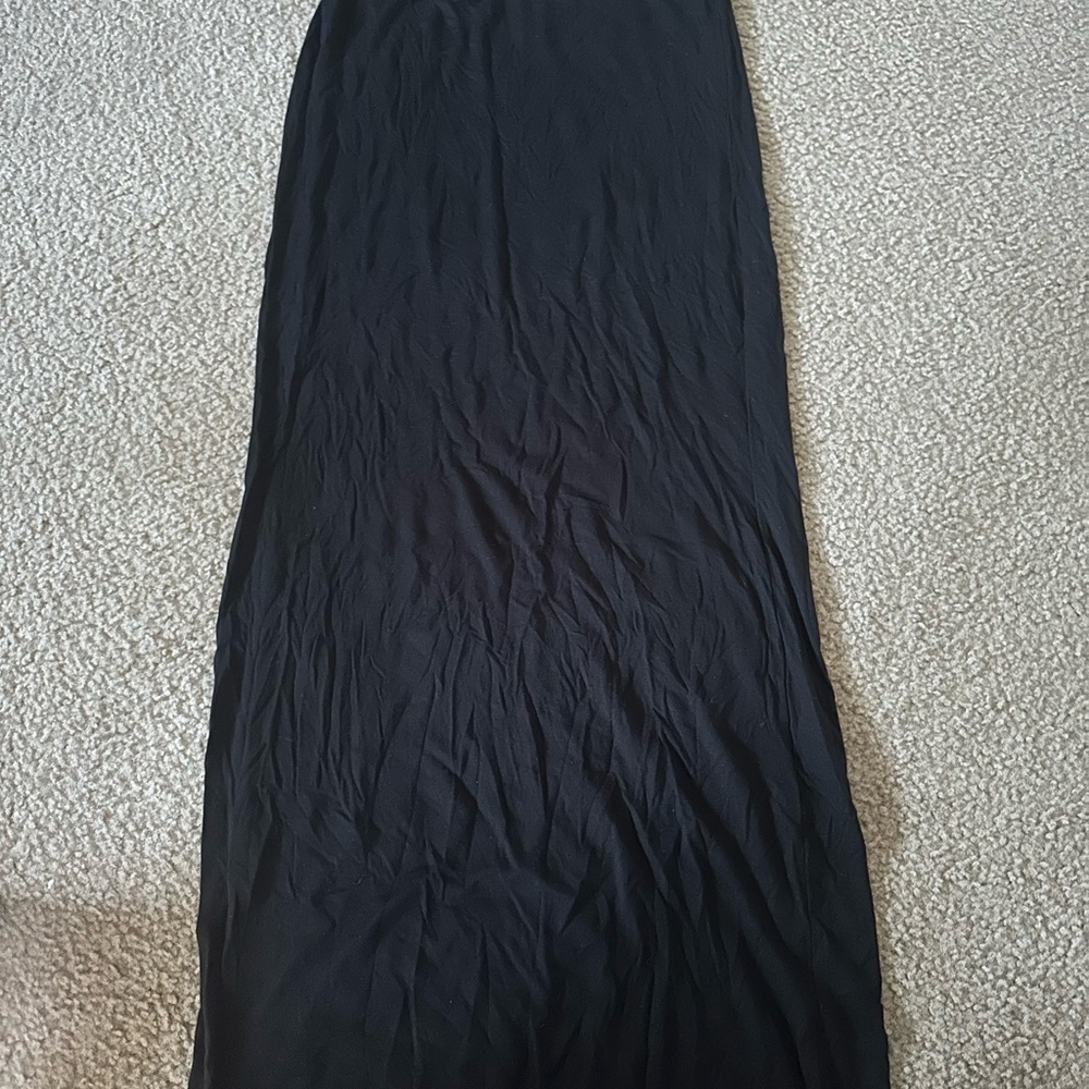 Elegant Black Boohoo Basic Maxi Skirt size 10